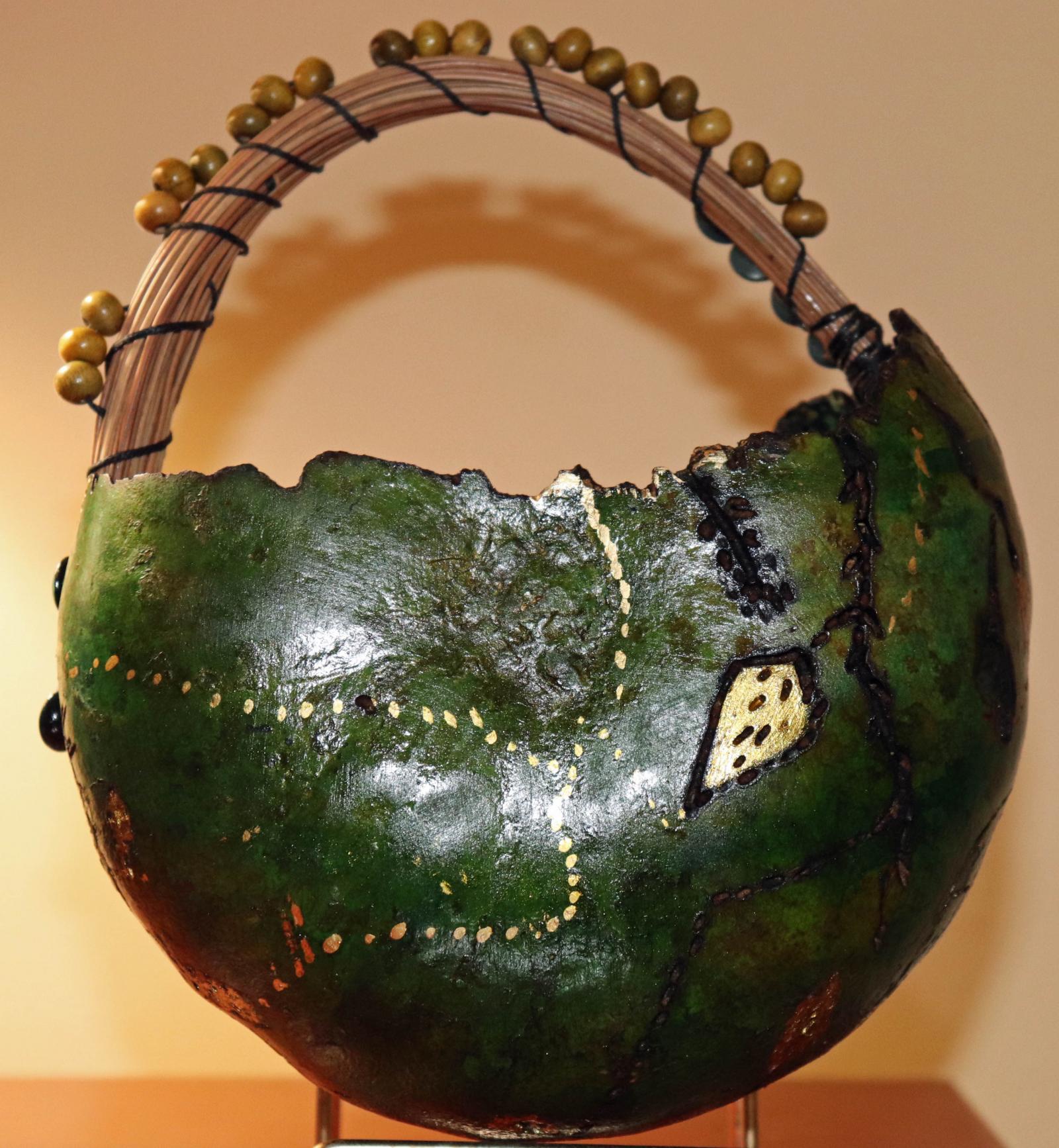 Canteen gourd, with pine needle handle