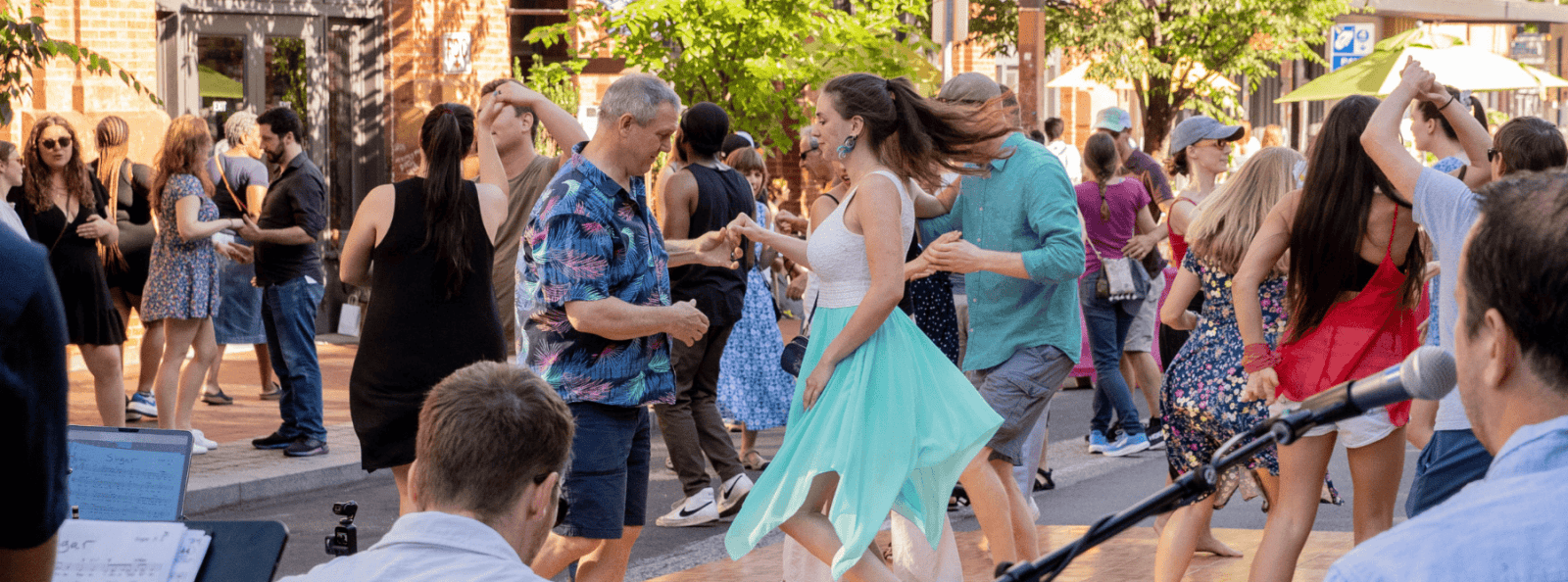 Mobtown Ballroom swing dancing lesson at Charles Street Promenade (Baltimore City) 