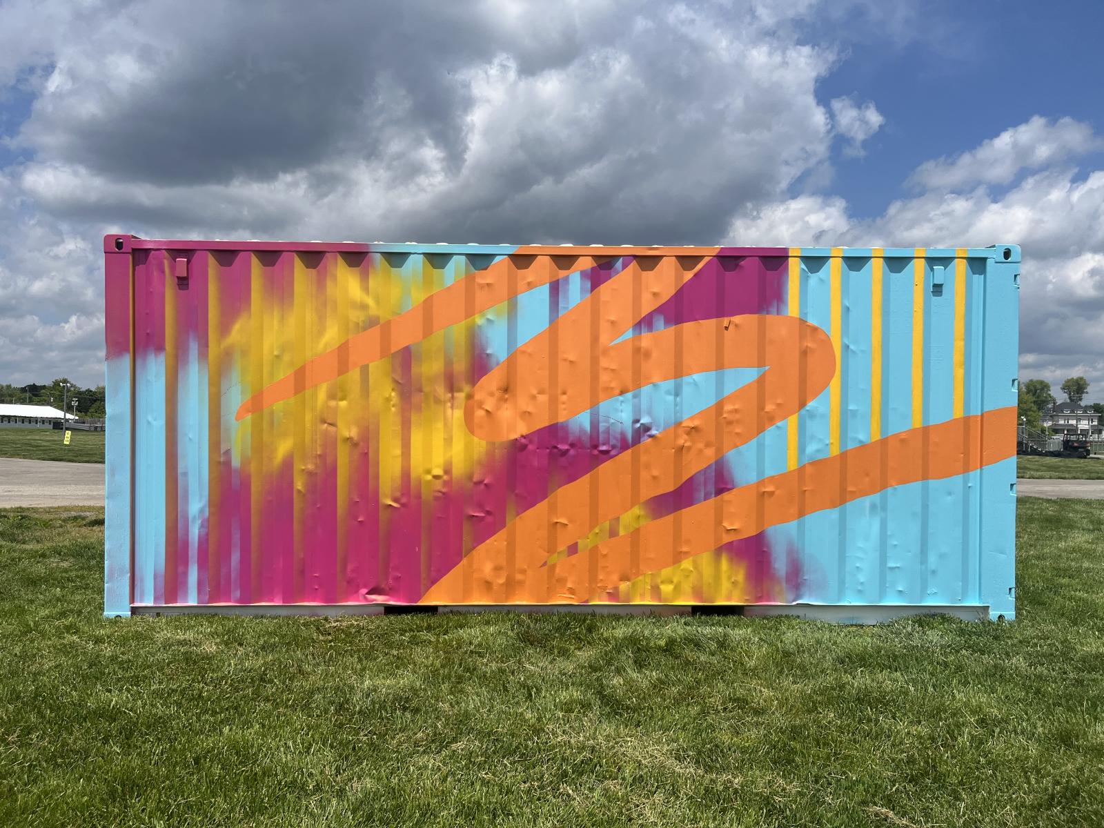 Abstract mural commissioned by the Maryland Jockey Club for Preakness 148, 1 of 8 murals curated by Jaz Erenberg and painted alongside B/lue Robin and YeWande Kotun Davis.