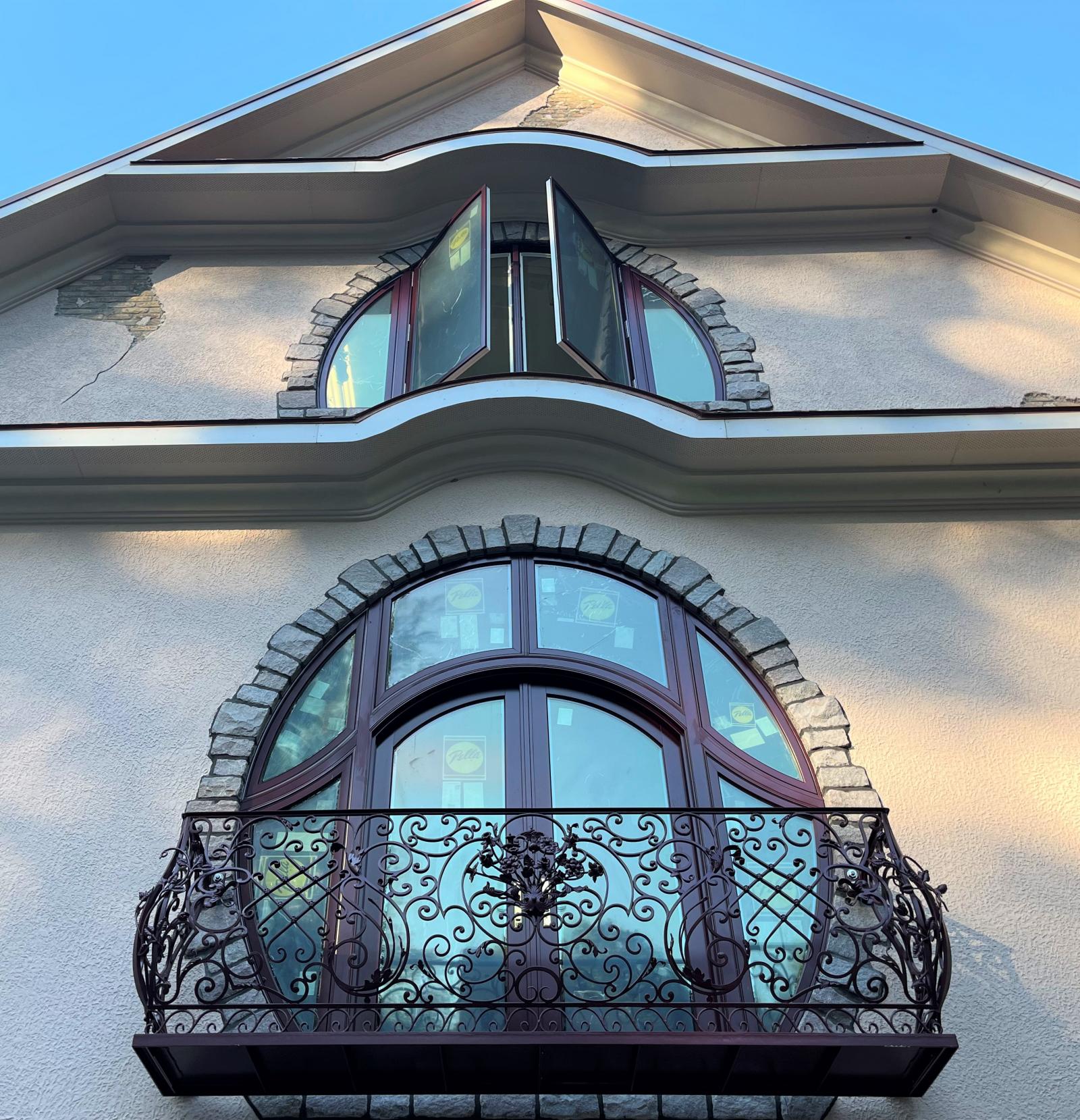Balcony design inspired by classic French architecture. 