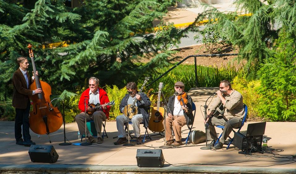 Photo from the outdoor amphitheater at American University for an alumni event with university administration, faculty, students, parents, alumni.