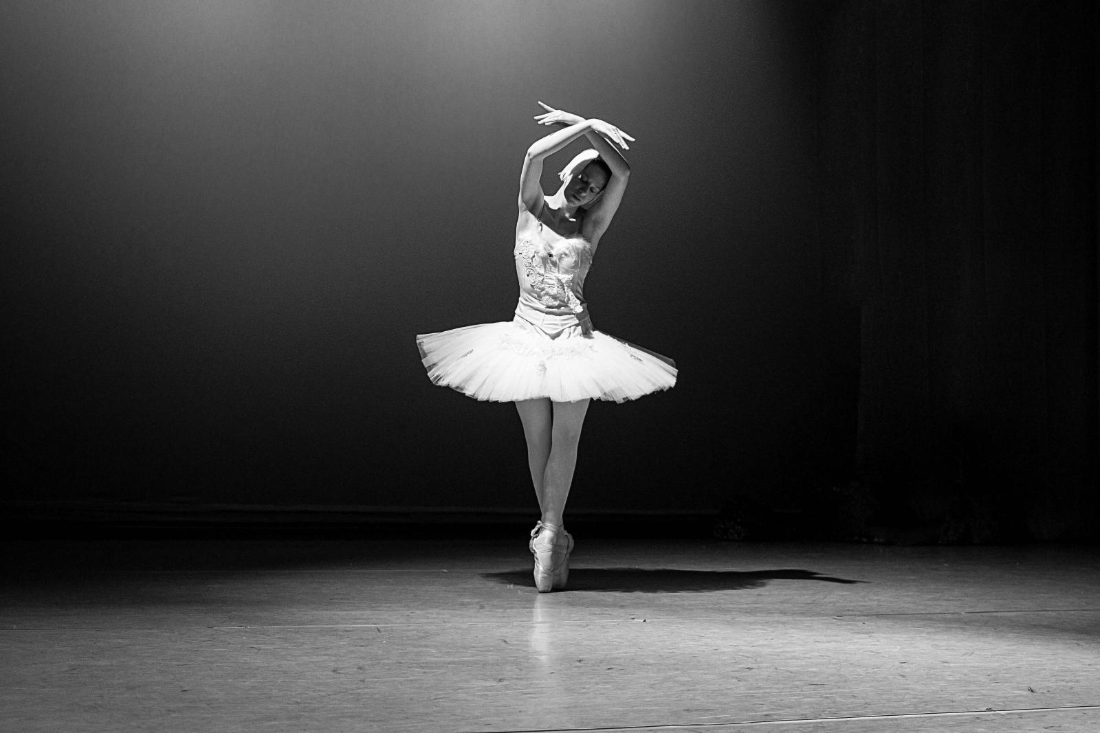 Eleanor Simpson performs as the White Swan.